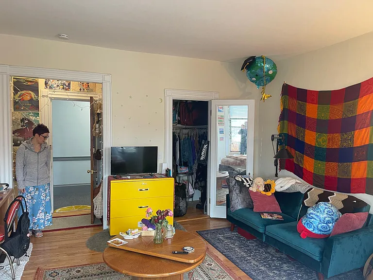 499 Beacon St #1 — Photo 3