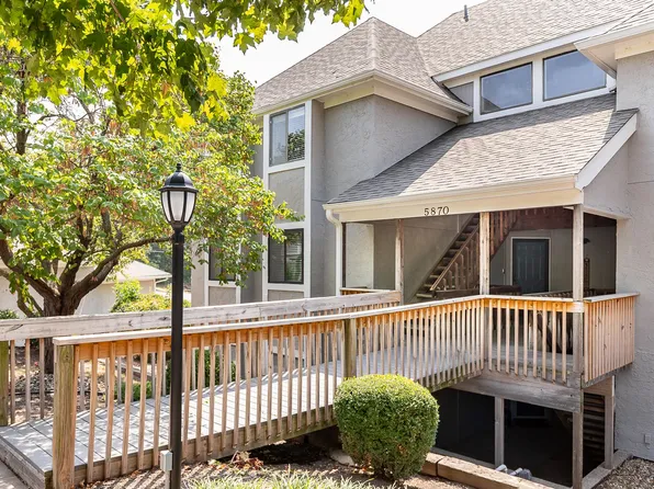 5870 Park St APT 9, Shawnee, KS 66216