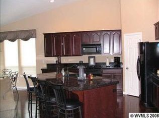 2243 Banyonwood Ave NW, Salem, OR 97304