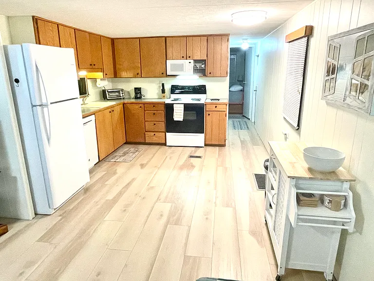6615 Sweetshrub Dr — Photo 8