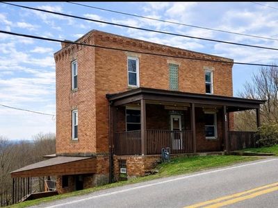1119 Hancock Ave, Vandergrift, PA, 15690
