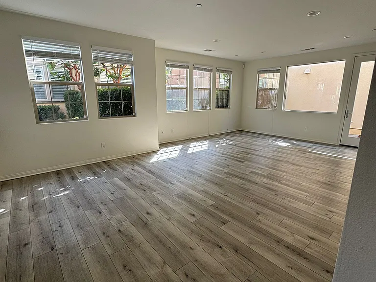 75 Majeza Ct — Photo 5