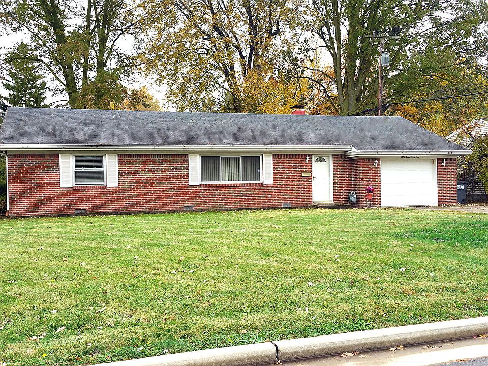5361 Darlene Dr
