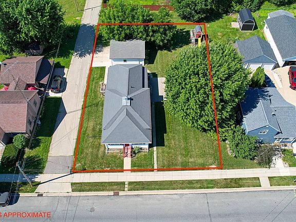2nd image of 607 W Jackson St