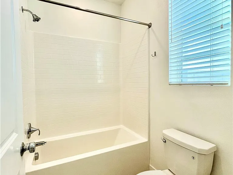 27054 Hummingbird Ln — Photo 27