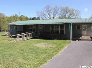 3021 Rainbow Ave N, Rainsville, AL 35986