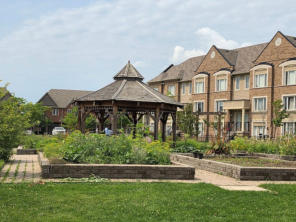 1st image of 3175 Boxford Cres #5