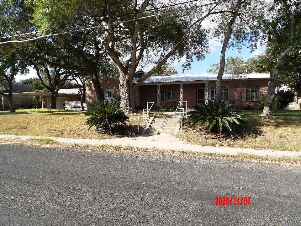 1st image of 907 E Corpus Christi St