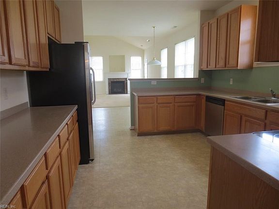 5th image of 3625 Cainhoy Ln