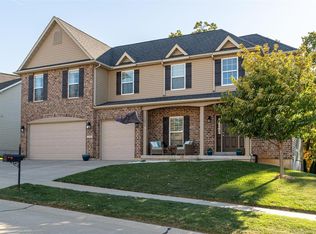 1239 Spring Lilly Dr, High Ridge, MO 63049