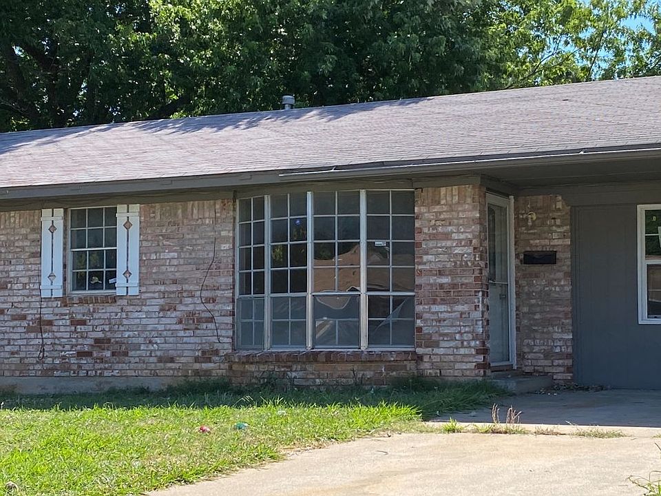 1st image of 637 Royal Ave