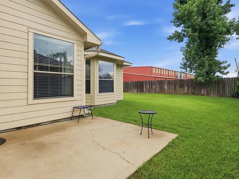 1911 Vale Brook Dr — Photo 27