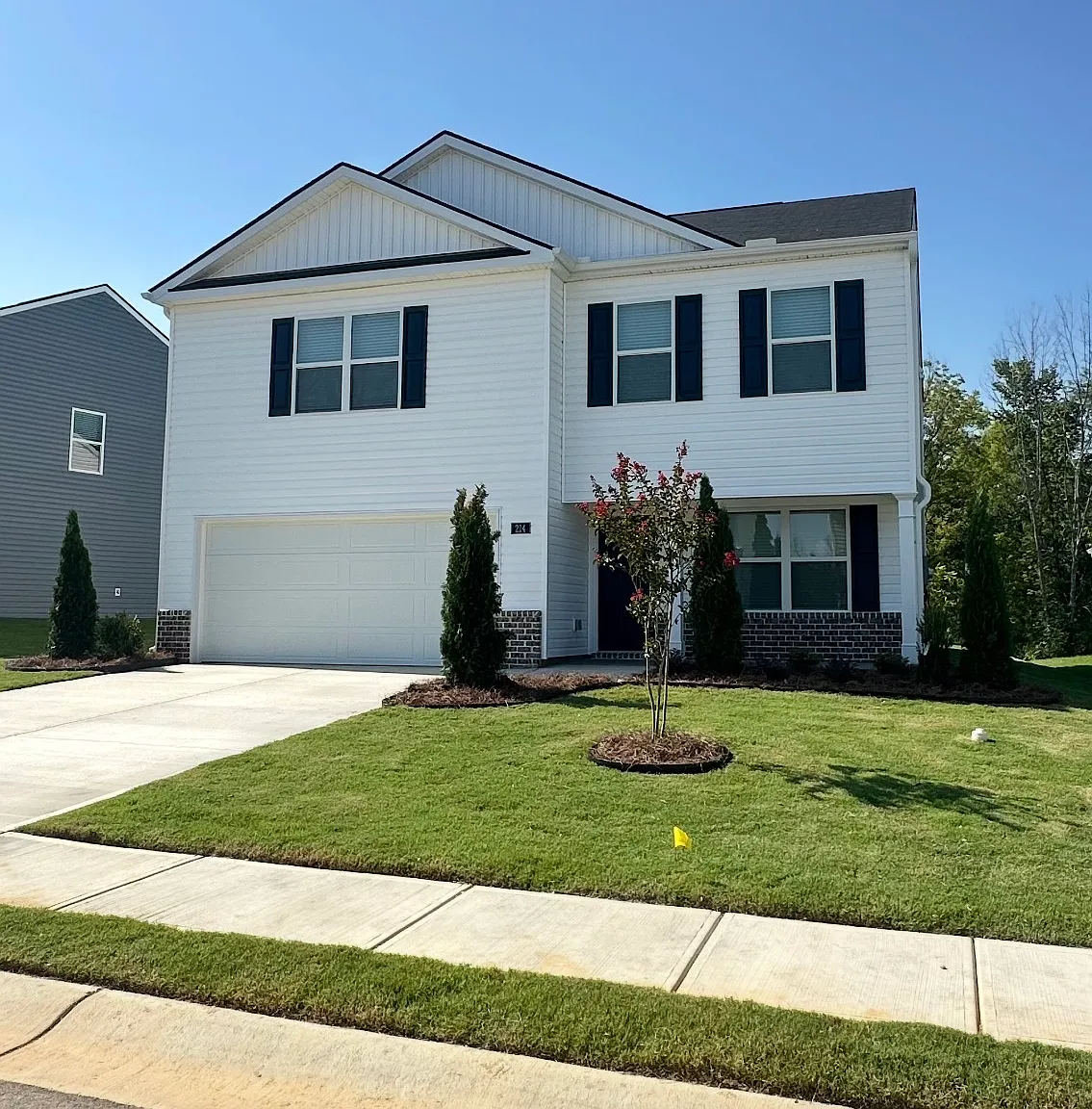 3 bed, 2164 sqft, $2,250 — Photo 1