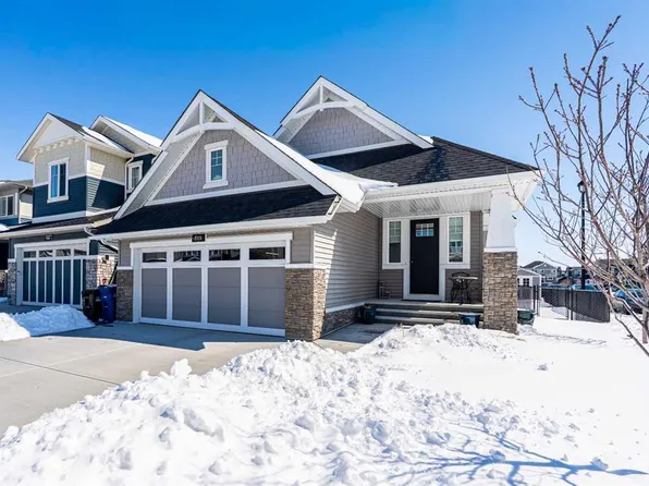 511 W Kingsmere Way SE, Airdrie, AB T4A 0X9