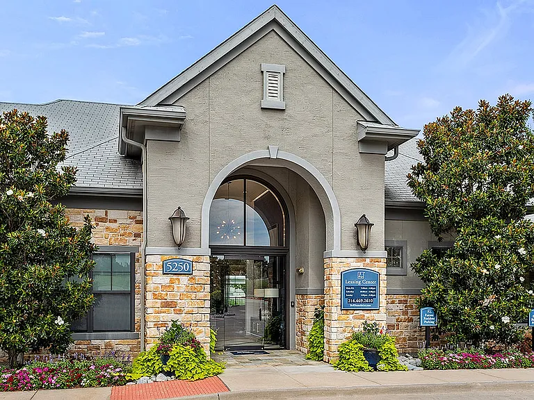 Stonebriar Pines — Photo 24