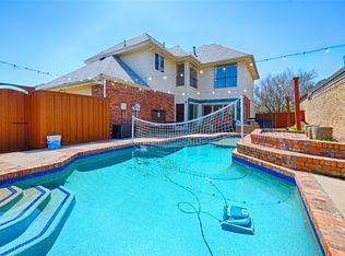 1812 Seminary Dr, Plano, TX 75075