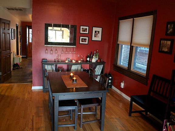 4th image of 2246 W Erie St #2