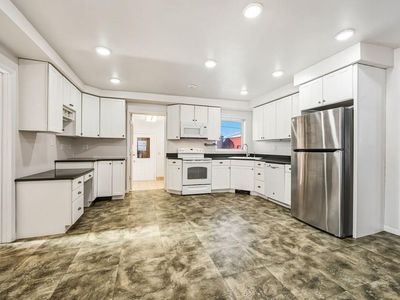 6265 Kiehnau Rd, Egg Harbor, WI, 54209