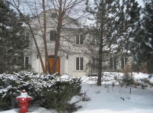 255 Linden Rd, Northbrook, IL 60062