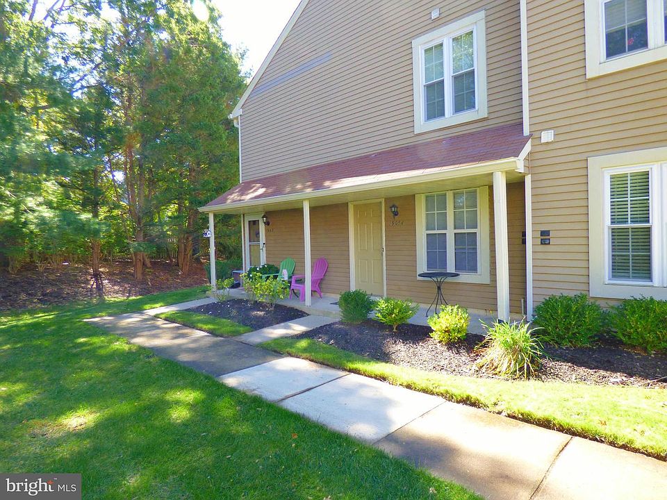 1st image of 1905 Sedgefield Dr