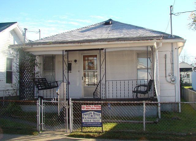 1st image of 502 Wood St