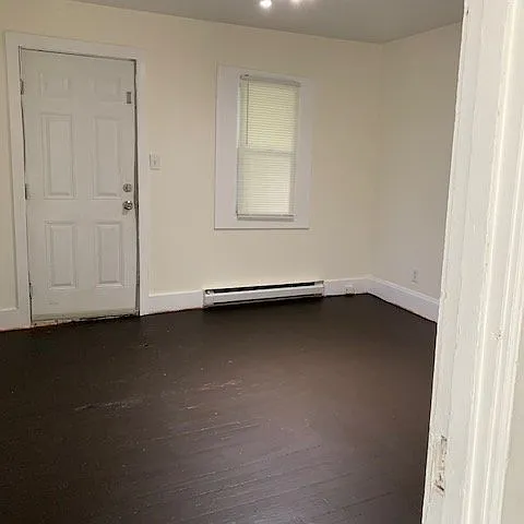 1 bed, 875 sqft, $1,400 — Photo 3