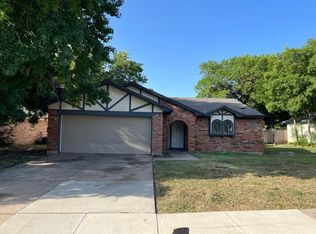 1914 E Timberview Ln, Arlington, TX 76014