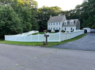 4 Mallard Point, Columbia, CT 06237