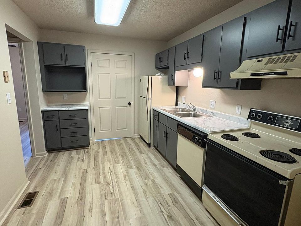 1st image of 108 N Market St #7