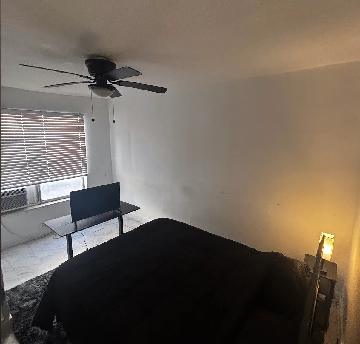 2 bed, 700 sqft, $1,000 — Photo 1