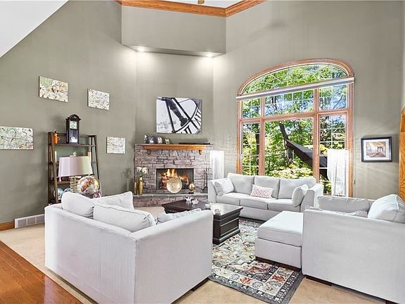 5th image of 7532 Wilton Ln