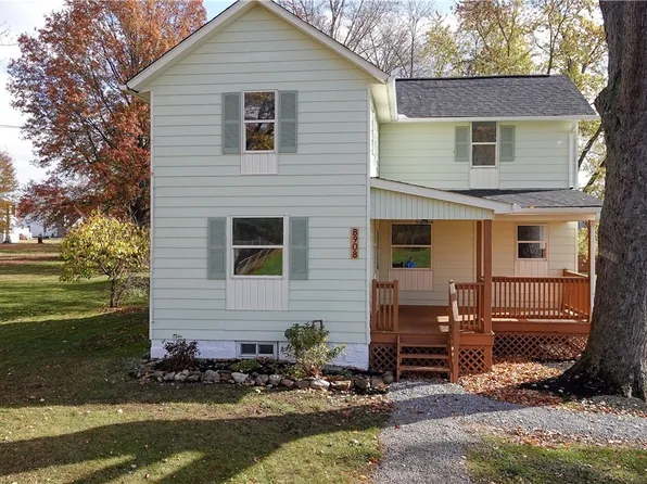 8908 School St, Windham, OH 44288
