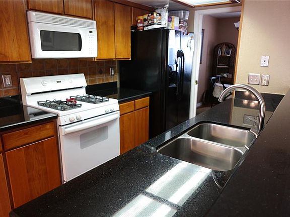 3rd image of 6717 Paseo Redondo Ave