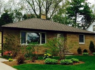 1150 S Ridge Rd, Green Bay, WI 54304