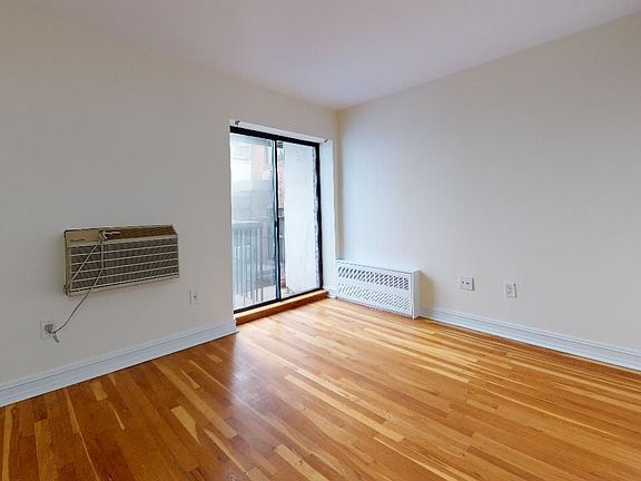 3rd image of 1 Astor Pl #6M1