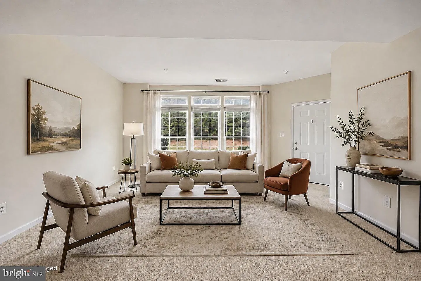 3 bed, 2.5 bath, 1642 sqft, $2,500 — Photo 3