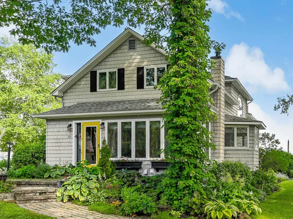 103 Loop Road, Newport City, VT 05855