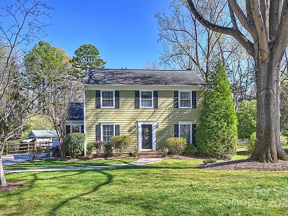 2nd image of 4723 Meadowridge Dr