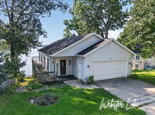 8165 E Wade Ln, North Webster, IN 46555