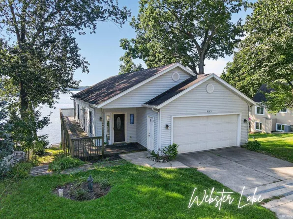 8165 E Wade Ln, North Webster, IN 46555