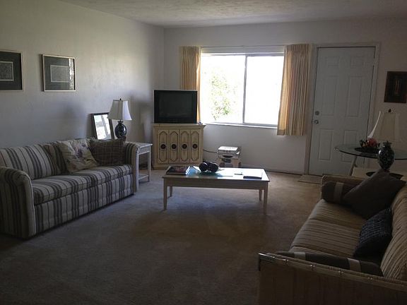 3rd image of 357 Joel Blvd APT 112