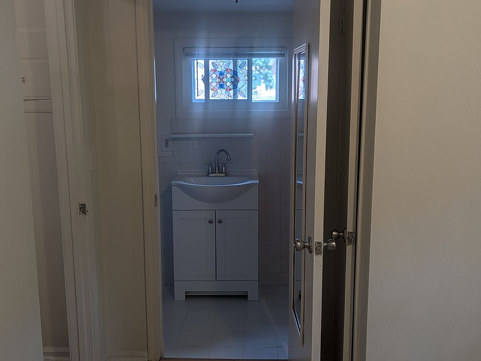 624 E Eleven Mile Rd Apt 6, photo 7