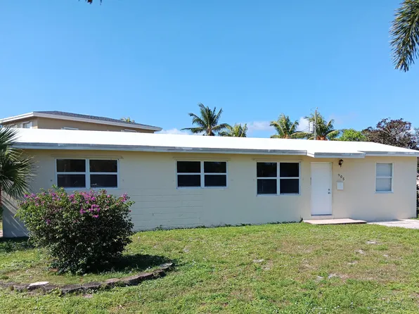 905 W Kalmia Drive, Lake Park, FL 33403