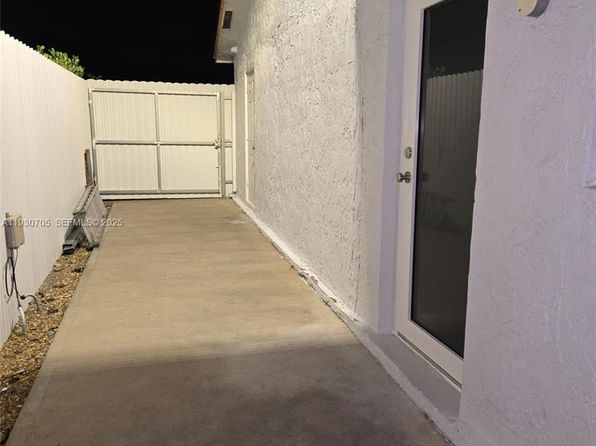 19251 NW 61st Ave #19251