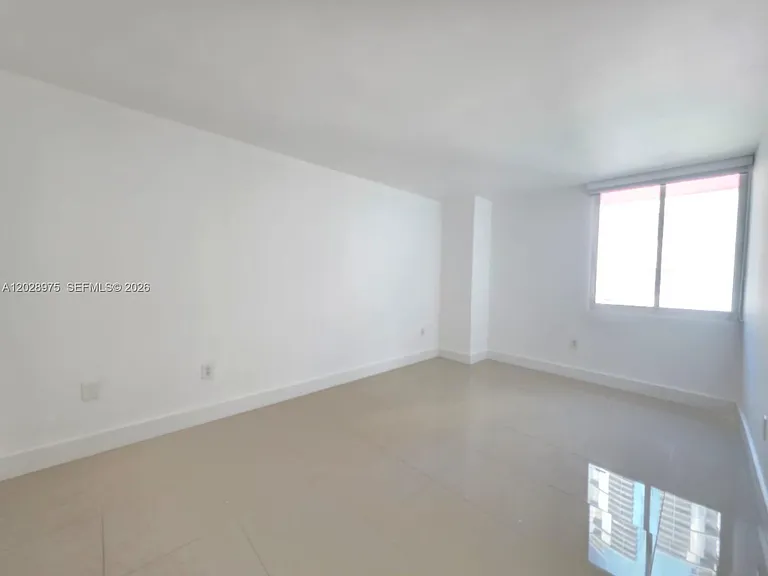 800 N Miami Ave #E-906 — Photo 13