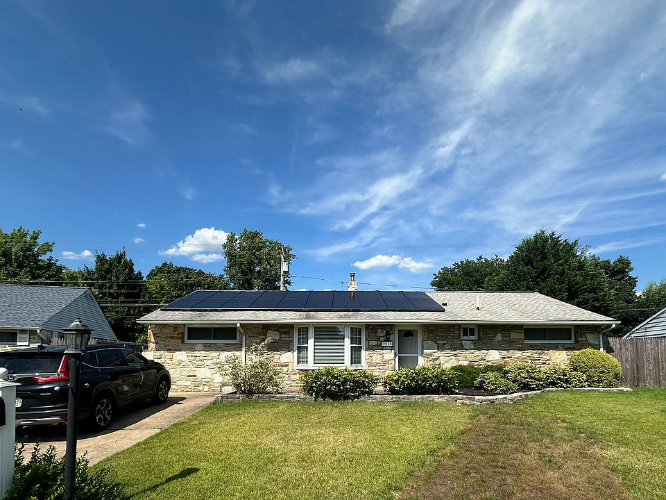 1st image of 2514 Laurel Dr