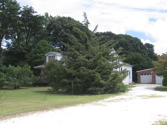 Garage & Side from Street