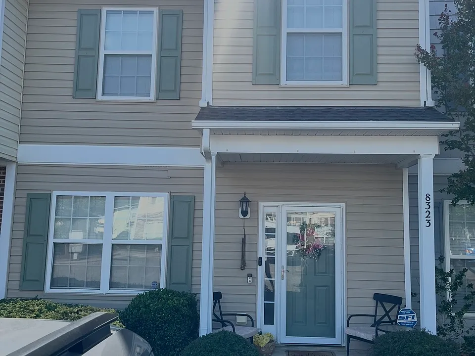 8323 Glenwood Springs Ct