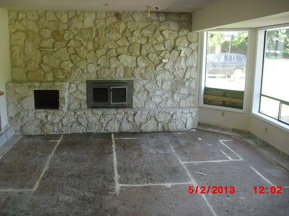 5th image of 17221 NE 131st St