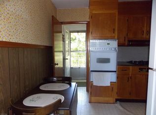 716 New York Ave, Raritan, NJ 08869